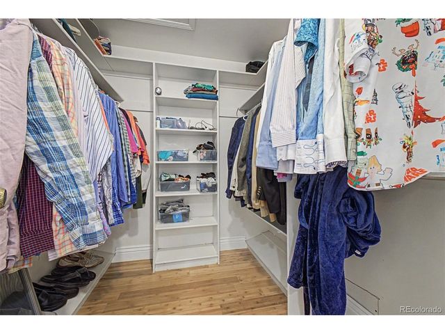 6152 S Geneva Way, Englewood, CO 80111