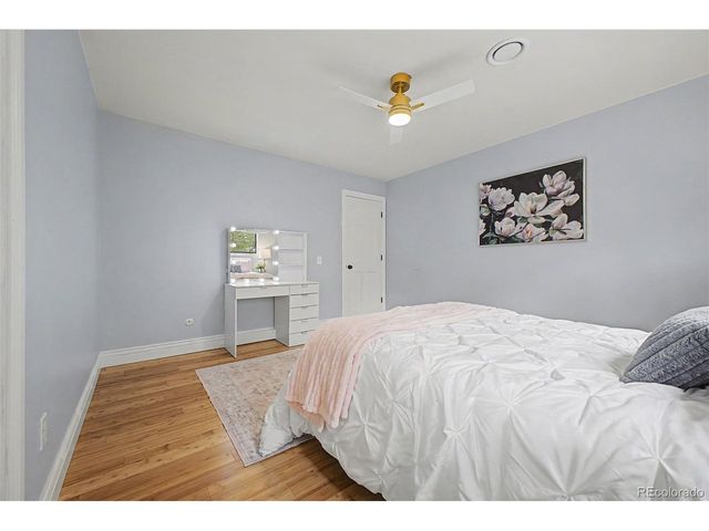 6152 S Geneva Way, Englewood, CO 80111