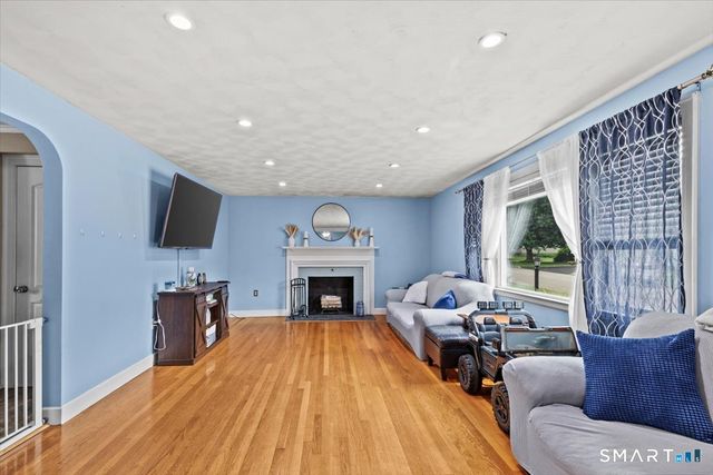 30 Murray Street, Middletown, CT 06457