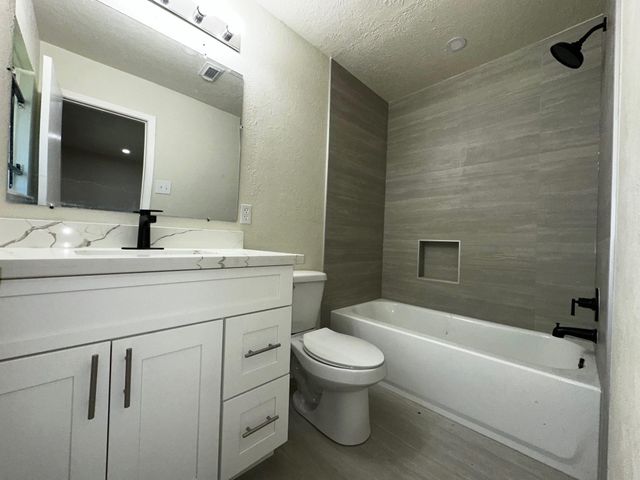 12815 Segrest Drive, Houston, TX 77047