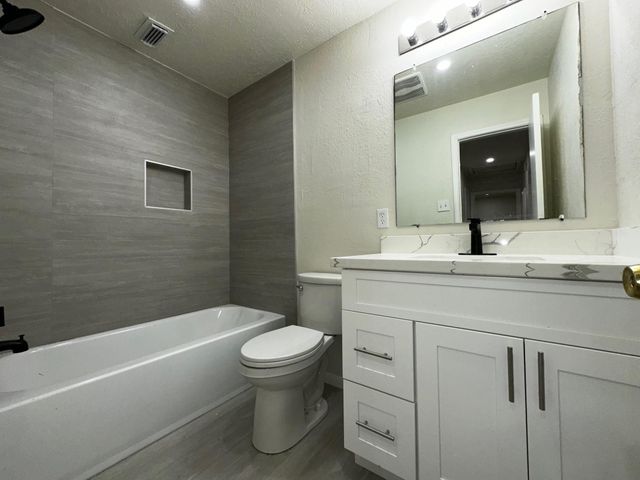 12815 Segrest Drive, Houston, TX 77047