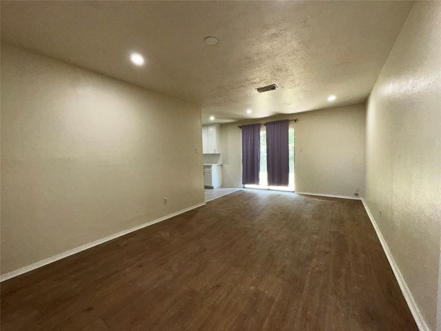 12815 Segrest Drive, Houston, TX 77047