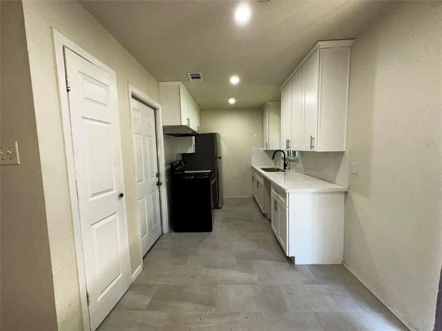 12815 Segrest Drive, Houston, TX 77047