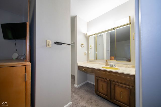 2257 Rome Drive, Indianapolis, IN 46228