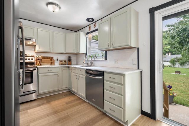 529 NEWTOLS STREET, Green Bay, WI 54302
