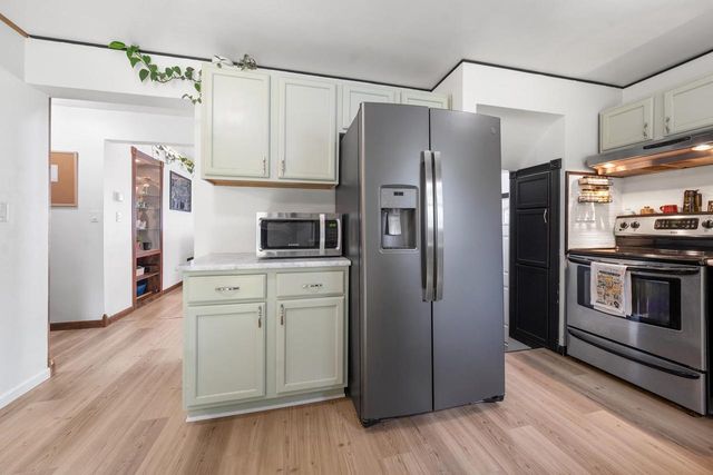 529 NEWTOLS STREET, Green Bay, WI 54302