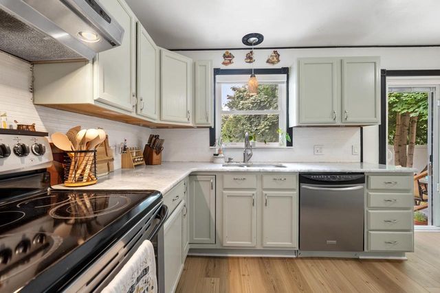 529 NEWTOLS STREET, Green Bay, WI 54302