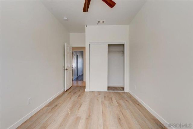 4250 4252 DIVISION, San Diego, CA 92113