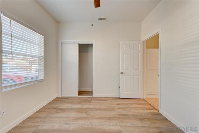 4250 4252 DIVISION, San Diego, CA 92113