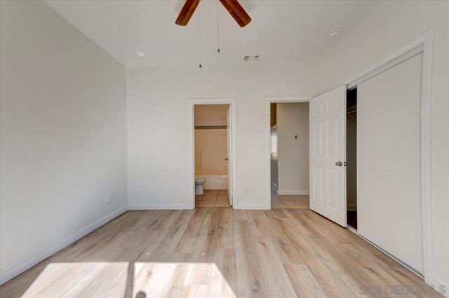 4250 4252 DIVISION, San Diego, CA 92113