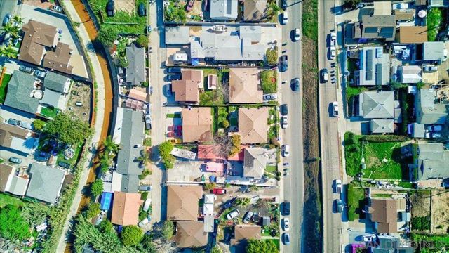 4250 4252 DIVISION, San Diego, CA 92113