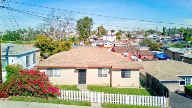 4250 4252 DIVISION, San Diego, CA 92113