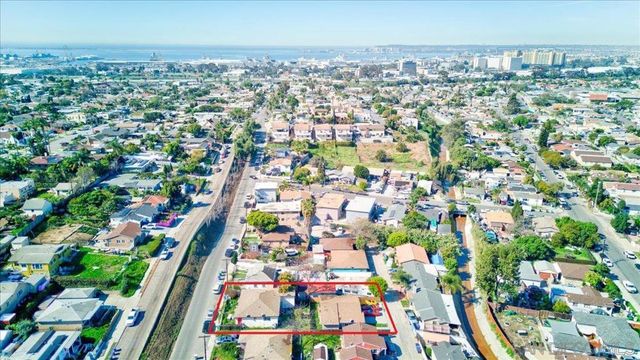 4250 4252 DIVISION, San Diego, CA 92113