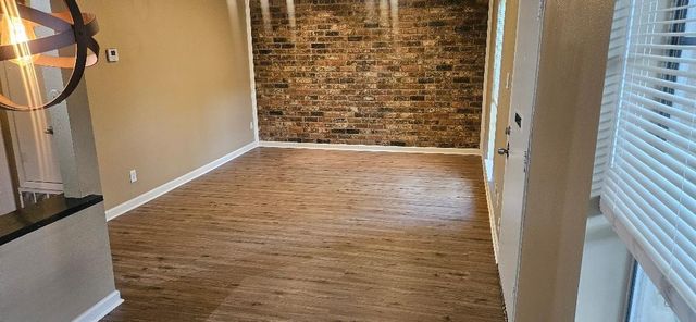 8941 Gaylord Street 209, Hedwig Village, TX 77024