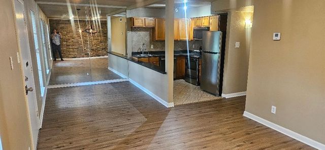 8941 Gaylord Street 209, Hedwig Village, TX 77024
