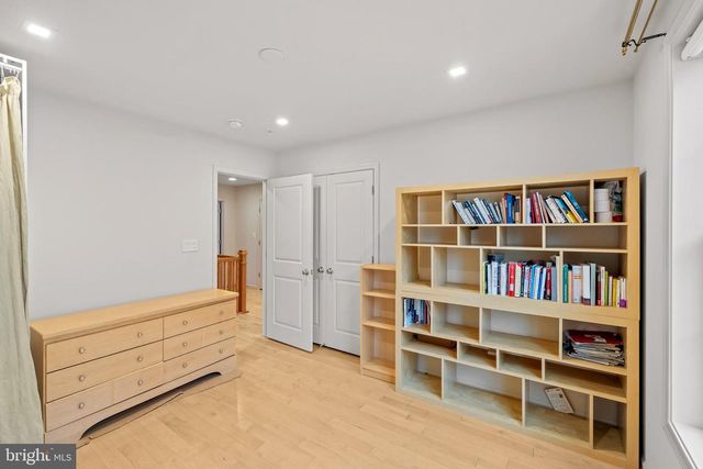 1116 AUTUMN BROOK AVE, Silver Spring, MD 20906