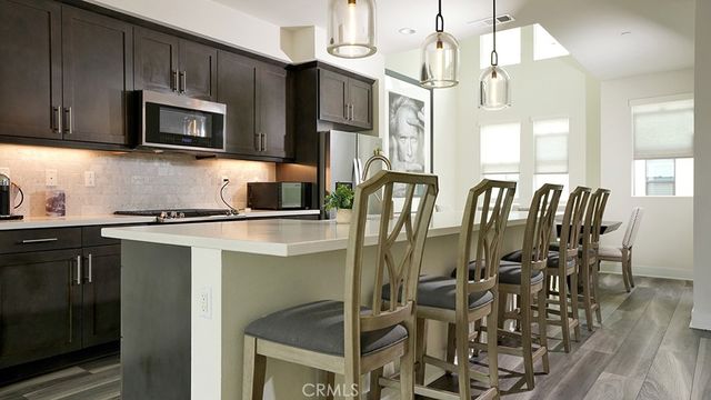 1648 Topanga, Costa Mesa, CA 92627