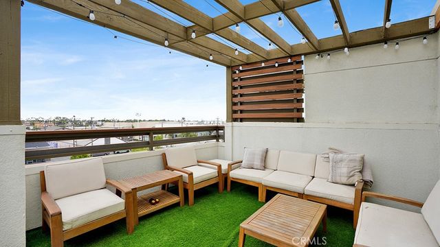 1648 Topanga, Costa Mesa, CA 92627