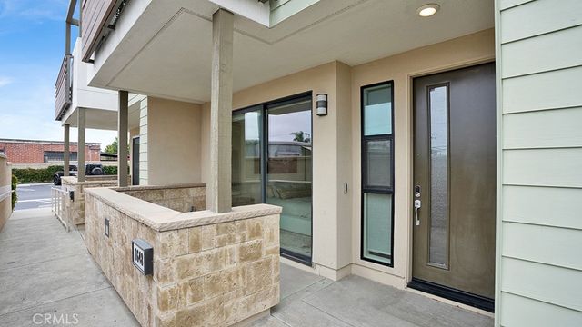 1648 Topanga, Costa Mesa, CA 92627