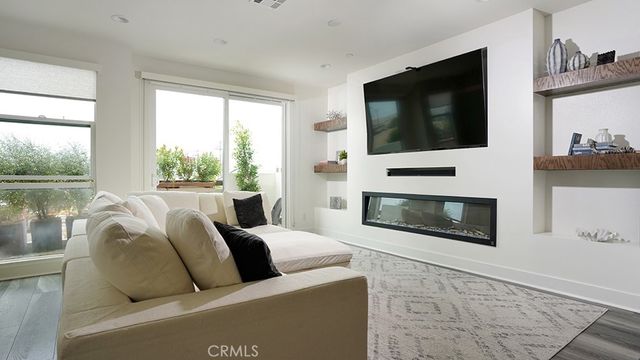 1648 Topanga, Costa Mesa, CA 92627