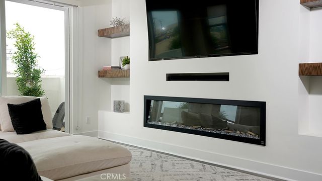 1648 Topanga, Costa Mesa, CA 92627