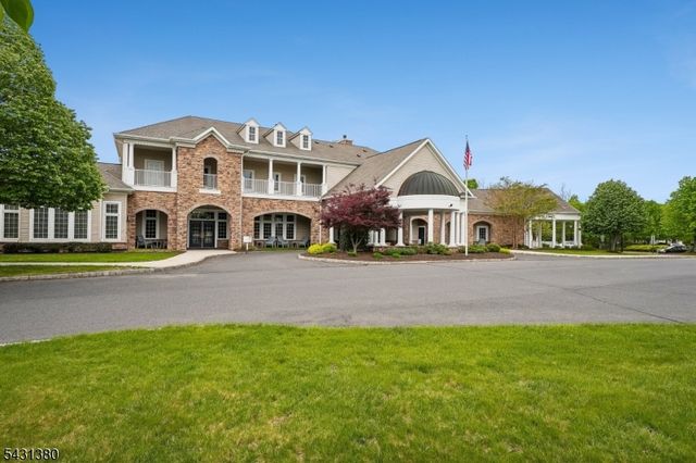 2104 Conrad Way 104, Franklin Twp., NJ 08873