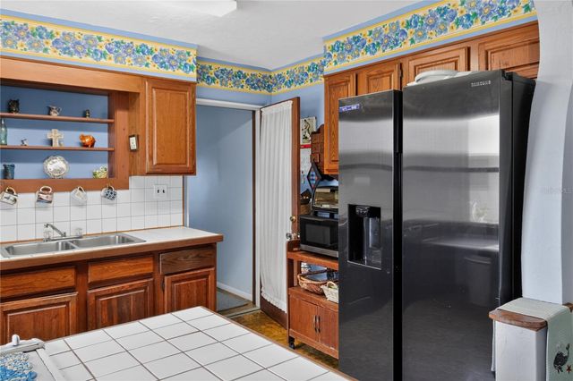 32805 LAKE EUSTIS DRIVE, Tavares, FL 32778