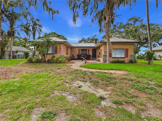 32805 LAKE EUSTIS DRIVE, Tavares, FL 32778