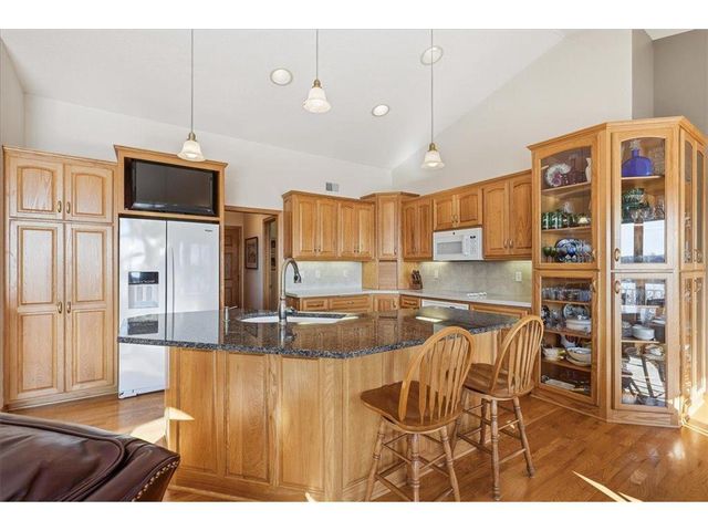 785 165th Avenue, New Richmond, WI 54017