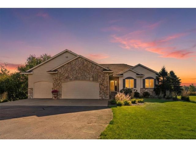 785 165th Avenue, New Richmond, WI 54017