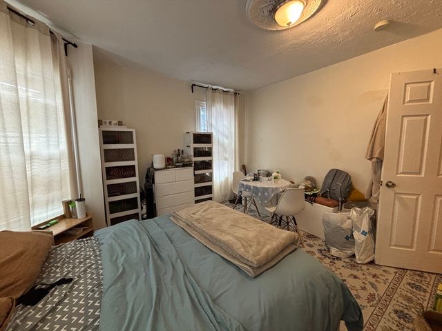 33 Jefferson St 1, Cambridge, MA 02141