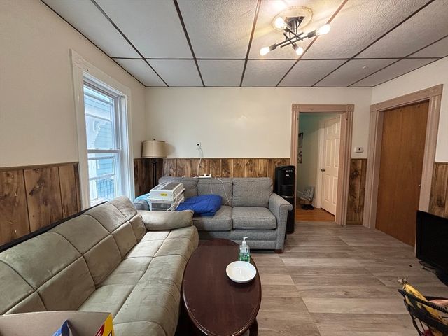 33 Jefferson St 1, Cambridge, MA 02141
