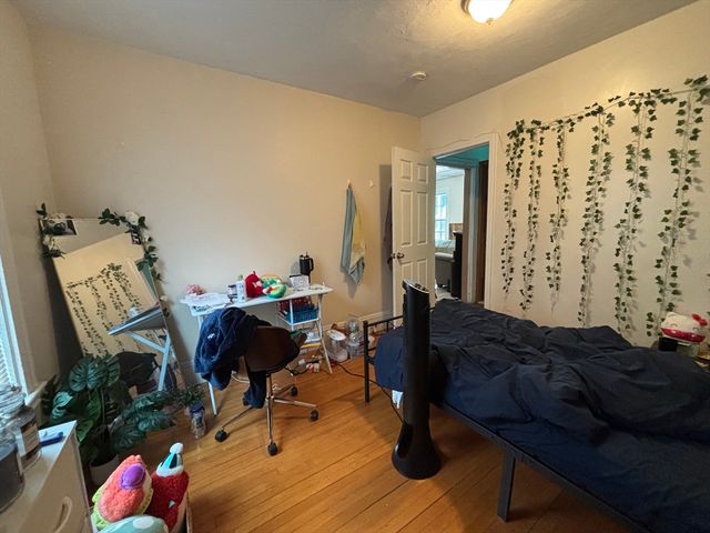 33 Jefferson St 1, Cambridge, MA 02141