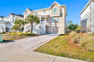 6548 Carlinga Dr, Pensacola, FL 32507
