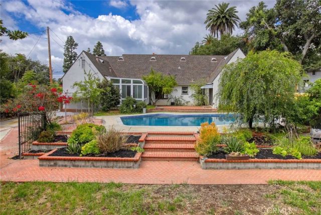 2360 Morslay, Altadena, CA 91001