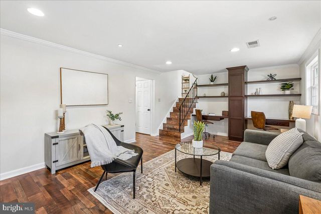 4 CULLINAN DR, Gaithersburg, MD 20878