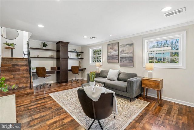 4 CULLINAN DR, Gaithersburg, MD 20878