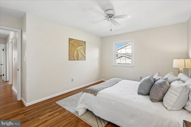 4 CULLINAN DR, Gaithersburg, MD 20878