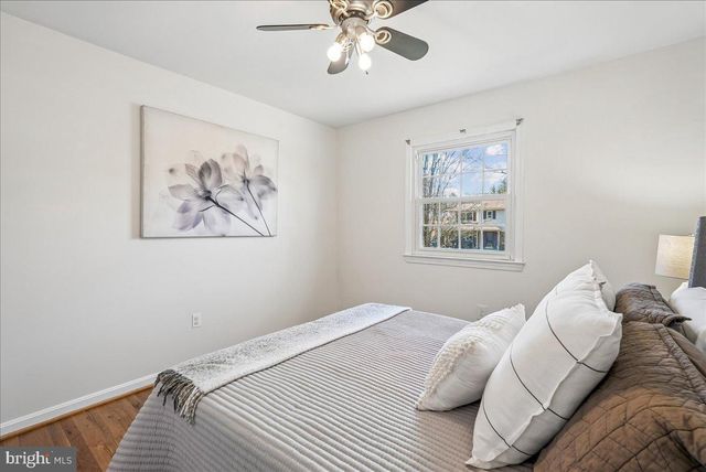 4 CULLINAN DR, Gaithersburg, MD 20878