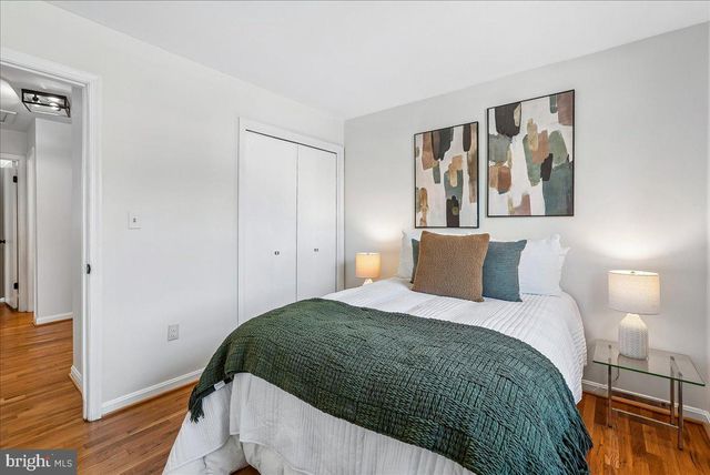 4 CULLINAN DR, Gaithersburg, MD 20878