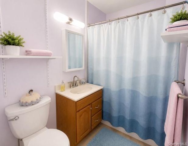14 Shorehaven Boulevard, Ronkonkoma, NY 11779