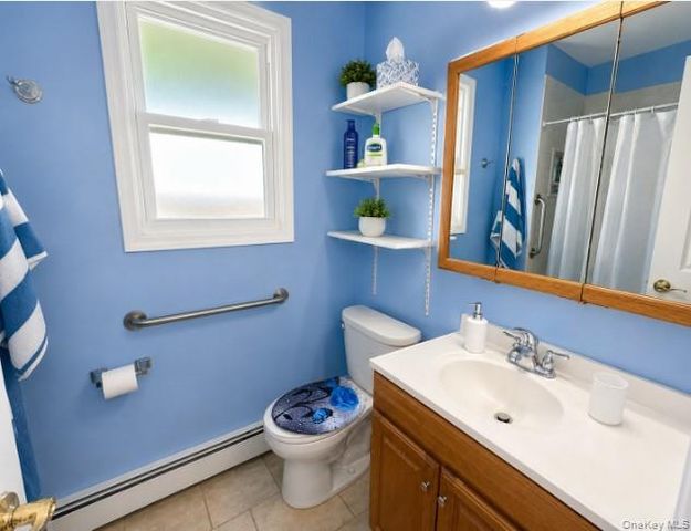 14 Shorehaven Boulevard, Ronkonkoma, NY 11779