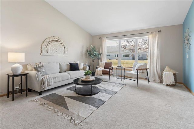 220 Red Birch Run, Madison, WI 53718