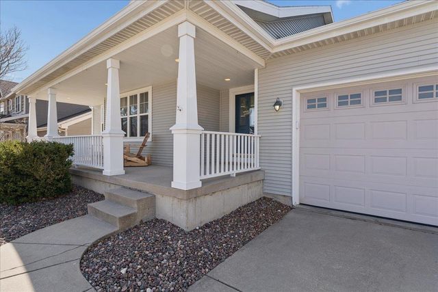 220 Red Birch Run, Madison, WI 53718