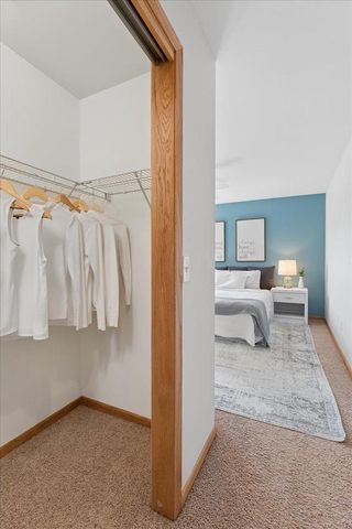 220 Red Birch Run, Madison, WI 53718