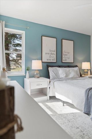 220 Red Birch Run, Madison, WI 53718