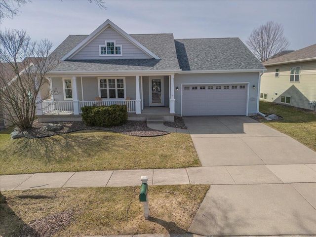 220 Red Birch Run, Madison, WI 53718