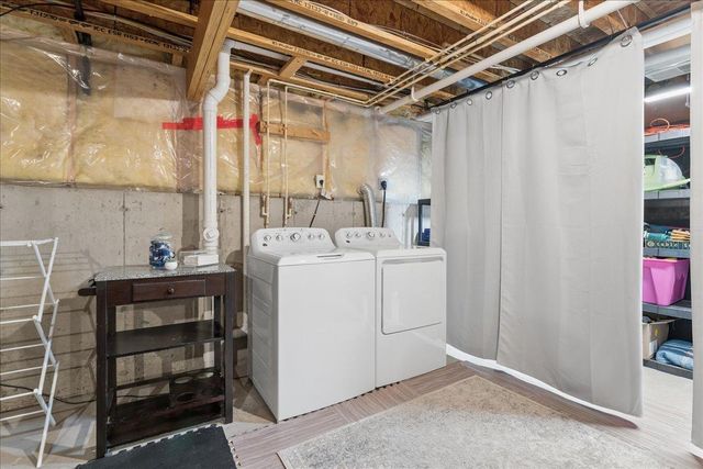 220 Red Birch Run, Madison, WI 53718