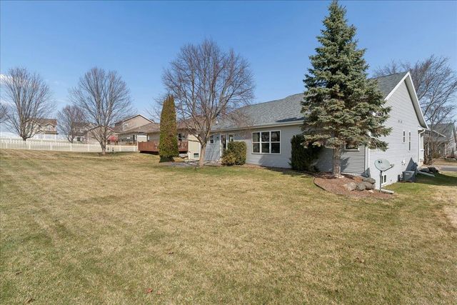 220 Red Birch Run, Madison, WI 53718
