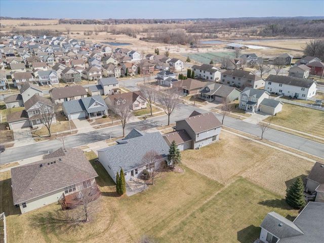 220 Red Birch Run, Madison, WI 53718